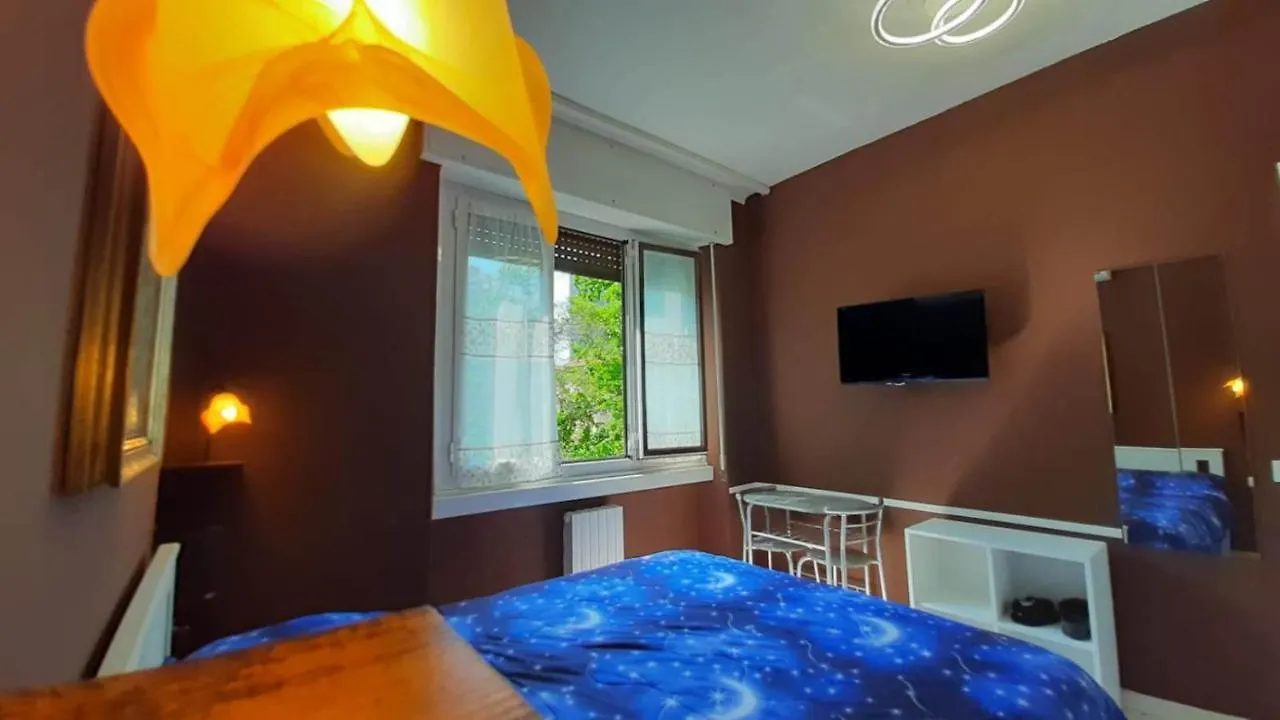 Eros Casa Bed & Breakfast Milan