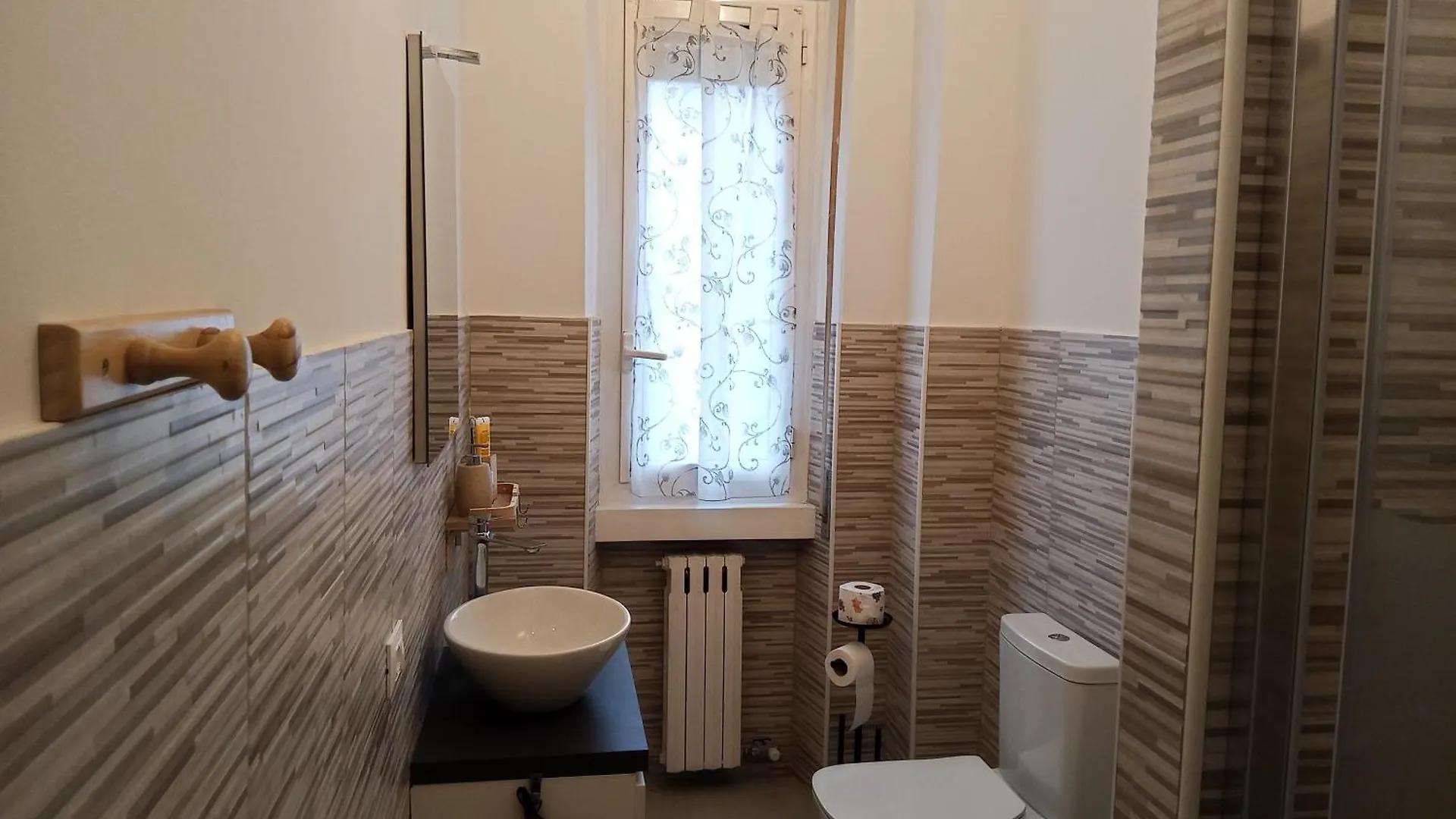 Eros Casa Bed & Breakfast Milan