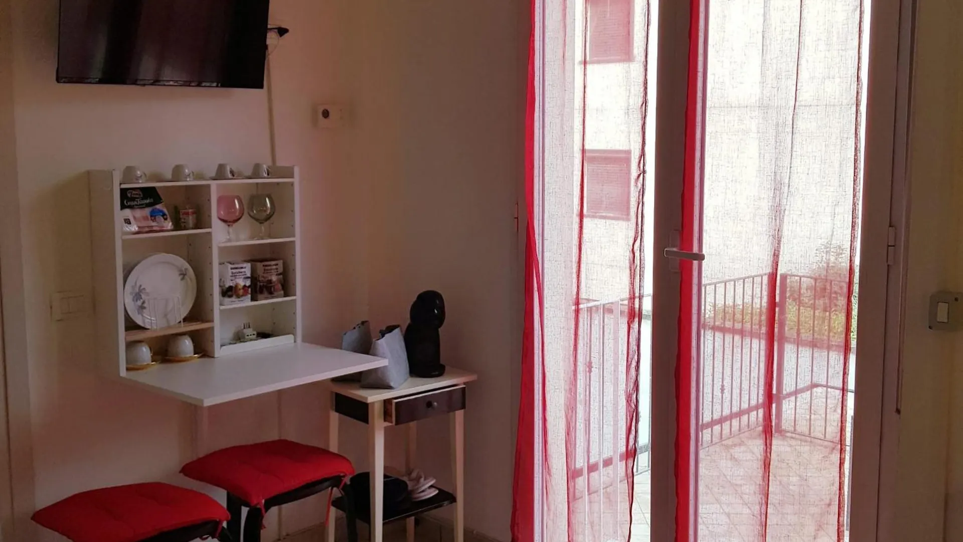 Eros Casa Bed & Breakfast Milan